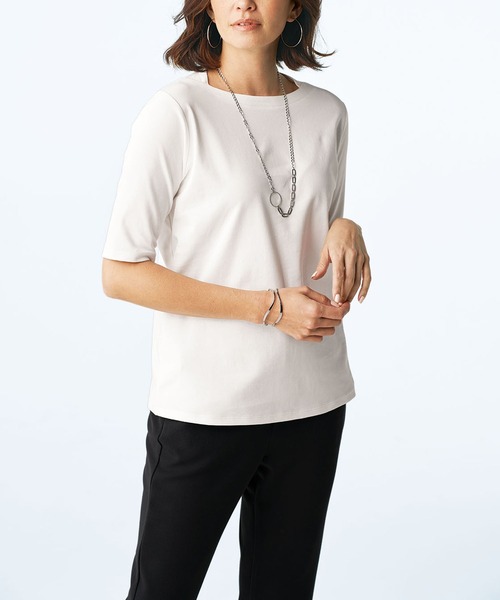 BELLUNA(ベルーナ)の「艶やか綿100%ボートネックプルオーバー(Tシャツ/カットソー・レディース・ホワイト/ライトグレー/ブラック/モカ/グレー系その他/レッド系その他/ロイヤルブルー・MEDIUM/LARGE/X-LARGE)」の10枚目の写真