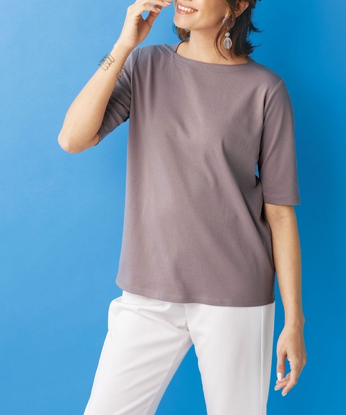 BELLUNA(ベルーナ)の「艶やか綿100%ボートネックプルオーバー(Tシャツ/カットソー・レディース・ホワイト/ライトグレー/ブラック/モカ/グレー系その他/レッド系その他/ロイヤルブルー・MEDIUM/LARGE/X-LARGE)」の11枚目の写真