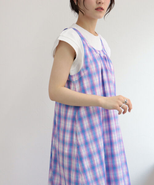 fredy emue（フレディエミュ）の「シャーリングチェックキャミワンピース（ワンピース・レディース・グリーン系その他/ブルー系その他・38）」の3枚目の写真