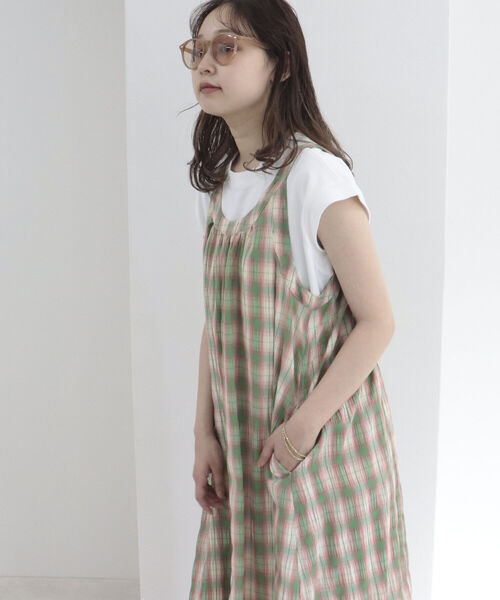 fredy emue（フレディエミュ）の「シャーリングチェックキャミワンピース（ワンピース・レディース・グリーン系その他/ブルー系その他・38）」の9枚目の写真