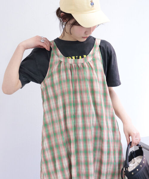 fredy emue（フレディエミュ）の「シャーリングチェックキャミワンピース（ワンピース・レディース・グリーン系その他/ブルー系その他・38）」の18枚目の写真