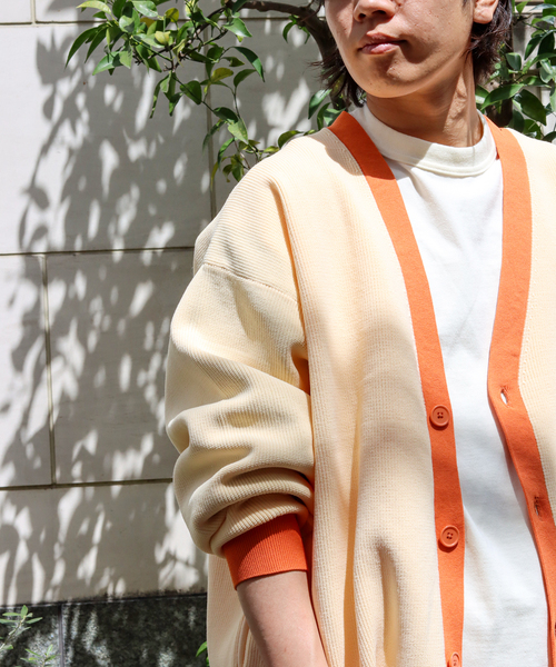 JOURNAL STANDARD(ジャーナルスタンダード)の「【LOGAN/ローガン×JOURNAL STANDARD】別注 トリム カーディガン(カーディガン/ボレロ・メンズ・ネイビー/ナチュラル/イエロー/グリーン・LARGE/MEDIUM)」の6枚目の写真