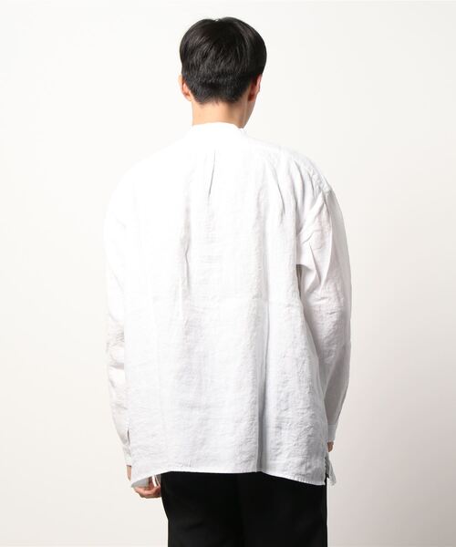 VETRA(ベトラ)の「VETRA | ライトリネンプルオーバーシャツ MEN(シャツ/ブラウス・メンズ・ホワイト・42/44)」の3枚目の写真