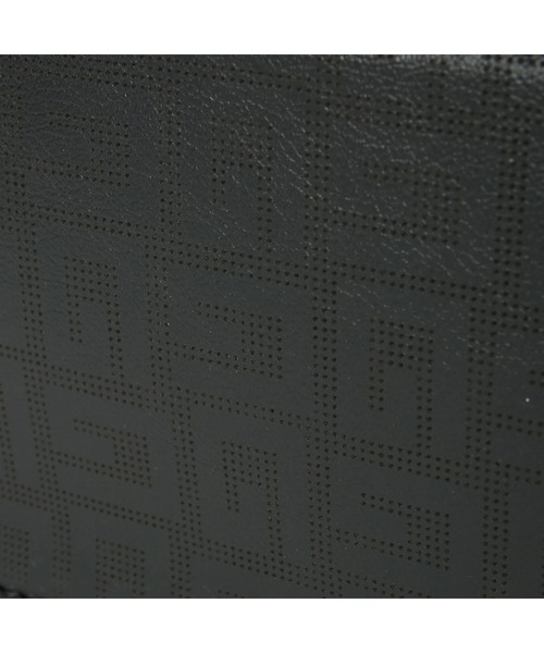 Guess（ゲス）の「ATENE Convertible Crossbody Flap（ショルダーバッグ・レディース・ホワイト/ブラック・ONE SIZE）」の6枚目の写真