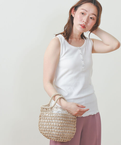 BEAMS HEART(ビームスハート)の「BEAMS HEART / 前後2WAY リブタンクトップ(タンクトップ・レディース・オフホワイト/ブラック/その他・FREE)」の10枚目の写真