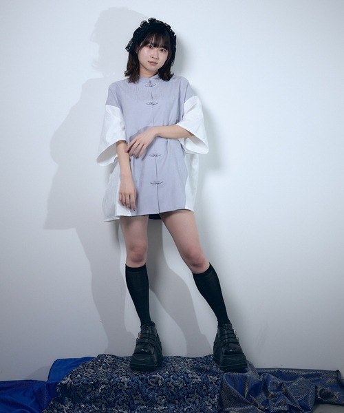Whinny(ホワイニー)の「Whinny/僕と闘ってみる?(シャツ/ブラウス・レディース・グレー/ブルー/ホワイト/ピンク・FREE)」の13枚目の写真