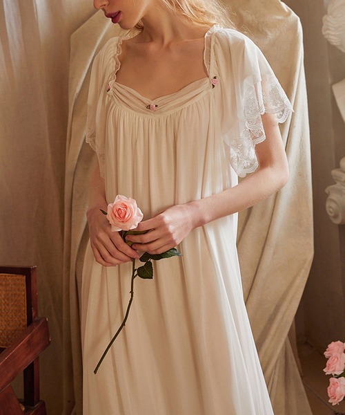 Jasmine Grandiflorum（ジャスミングランディフローラム）の「【Jasmine】ロマンティックふんわりルームワンピース（ルームワンピース・レディース・ホワイト・SMALL/LARGE/MEDIUM）」の9枚目の写真