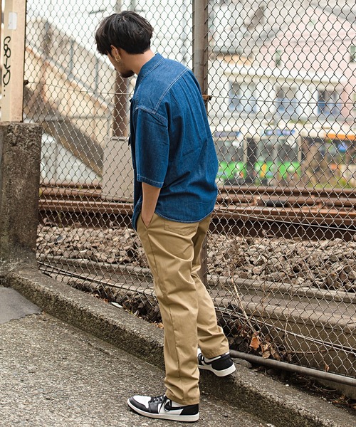 Dickies(ディッキーズ)の「『Dickies/ディッキーズ』TCツイル&デニム半袖ワークシャツ(シャツ/ブラウス・メンズ・ベージュ/インディゴブルー/ブラック/その他/サックスブルー/ホワイト/グリーン・M/XL/L)」の21枚目の写真