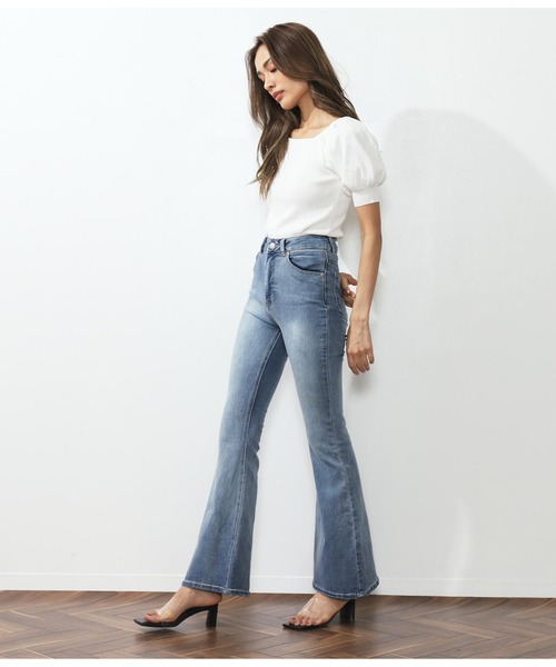 ANAP（アナップ）の「ストレッチフレアデニム（デニムパンツ・レディース・ブルー/ライトブルー・L/M/S）」の8枚目の写真