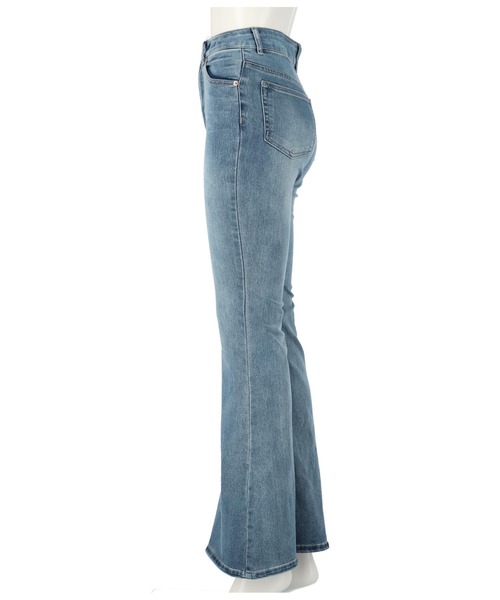ANAP（アナップ）の「ストレッチフレアデニム（デニムパンツ・レディース・ブルー/ライトブルー・L/M/S）」の11枚目の写真
