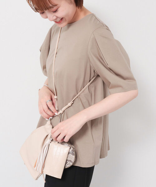 NOLLEY’S（ノーリーズ）の「◇【WEB限定】袖タックコットンTシャツ（Tシャツ/カットソー・レディース・ブラック/ベージュ/パープル/オフホワイト/イエロー・FREE）」の5枚目の写真