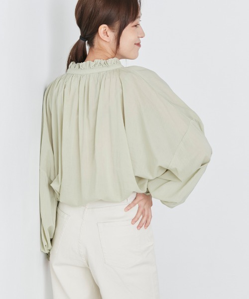 OMNES(オムネス)の「綿レーヨンフリルバンドカラー長袖シャツ(シャツ/ブラウス・レディース・ホワイト/ブラック/グリーン・FREE)」の18枚目の写真