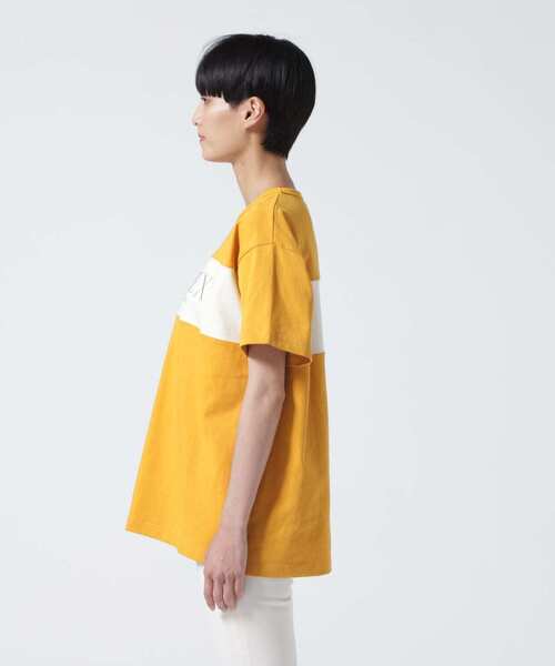 AVIREX（アヴィレックス）の「【直営店限定】BICOLOR EMB LOGO TEE/ バイカラー刺繍ロゴTシャツ（Tシャツ/カットソー・レディース・ブラック/パープル/イエロー・FREE）」の17枚目の写真