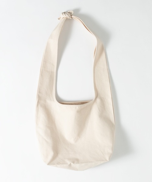 MUHET（ミュエータ）の「キャンバスショルダーバッグ（ショルダーバッグ・レディース・ナチュラル・FREE）」の3枚目の写真