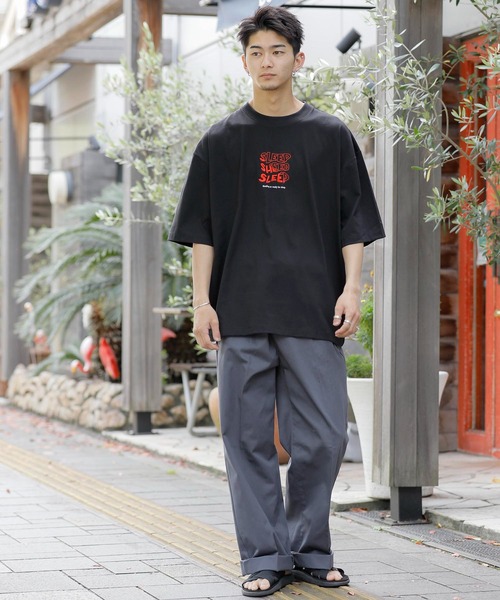 Beno（ビーノ）の「刺繍 立体発泡プリント オーバーサイズ TEE SLEEP（Tシャツ/カットソー・メンズ・ブラック/ロイヤルブルー/グリーン/イエロー/パープル/オフホワイト・M/L/LL）」の9枚目の写真