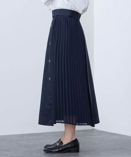 BEAMS HEART（ビームスハート）の「プリーツミックス トレンチスカート（スカート・レディース・ベージュ/ネイビー/オリーブ・SMALL/MEDIUM）」の14枚目の写真