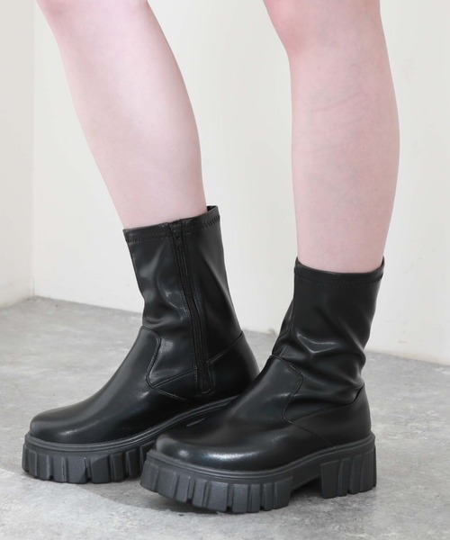 archives（アルシーヴ）の「厚底ストレッチブーツ（ブーツ・レディース・ブラック/アイボリー・MEDIUM/LARGE）」の2枚目の写真