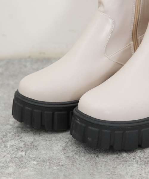 archives（アルシーヴ）の「厚底ストレッチブーツ（ブーツ・レディース・ブラック/アイボリー・MEDIUM/LARGE）」の10枚目の写真