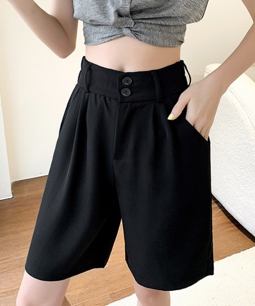 Coo+i(クーイ)の「ショートパンツ(スラックス・レディース・ホワイト/ブラック・M/L)」の2枚目の写真