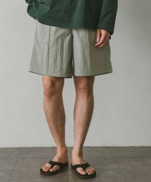URBAN RESEARCH DOORS(アーバンリサーチドアーズ)の「URDナイロンイージーショーツ(その他パンツ・メンズ・ブラック/ネイビー/グレー/グリーン・MEDIUM/LARGE)」の6枚目の写真