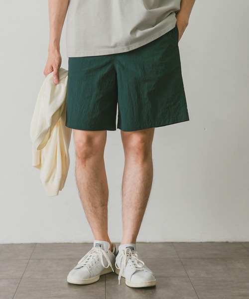 URBAN RESEARCH DOORS(アーバンリサーチドアーズ)の「URDナイロンイージーショーツ(その他パンツ・メンズ・ブラック/ネイビー/グレー/グリーン・MEDIUM/LARGE)」の13枚目の写真
