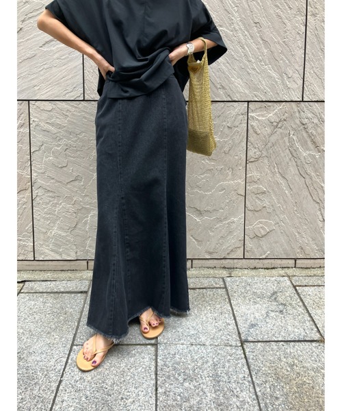 ulu（ウル）の「Mermaid denim skirt（デニムスカート・レディース・ブラック・FREE）」の3枚目の写真