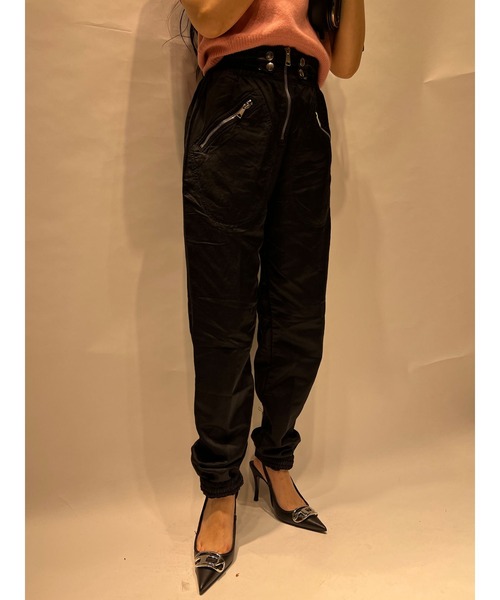 【可愛い♪】DIESEL P-Podige サテンカーゴパンツ DIESEL（ディーゼル）の「レディース カーゴパンツ サテン