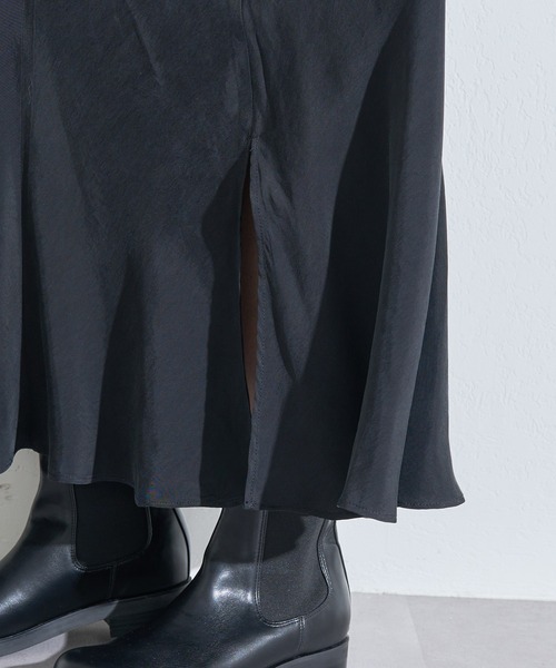 SHENERY（シーナリー）の「フィブリルフレアマキシスカート（スカート・レディース・ブラック/グレー・38/36）」の16枚目の写真