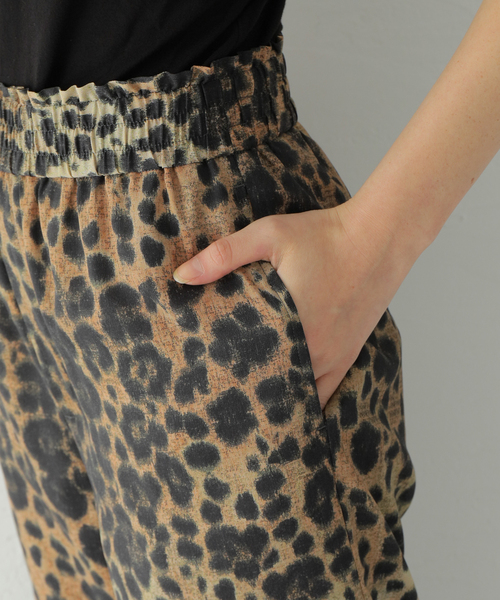 JOURNAL STANDARD(ジャーナルスタンダード)の「レオパードプリントパンツ(その他パンツ・レディース・チョコ・38/36)」の16枚目の写真