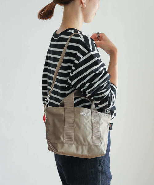 DANTON（ダントン）の「DANTON　2WAY TOTE BAG（トートバッグ・レディース・ライトグレー/グレー/レッド・FREE）」の4枚目の写真