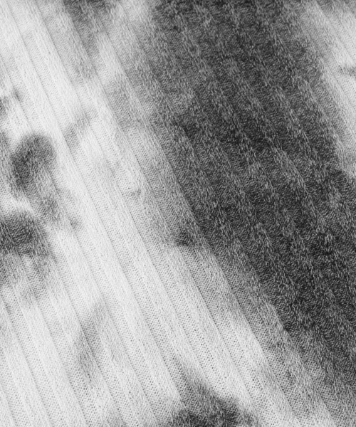 Figments（フィグメンツ）の「タイダイ柄ベスト（ベスト・レディース・グレー/オレンジ・FREE）」の3枚目の写真