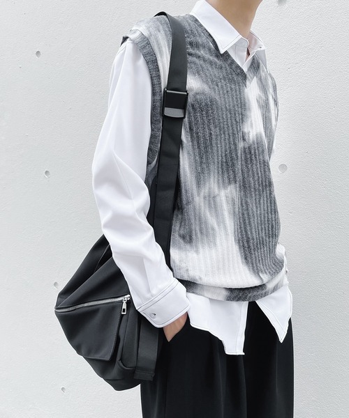 Figments（フィグメンツ）の「タイダイ柄ベスト（ベスト・レディース・グレー/オレンジ・FREE）」の15枚目の写真