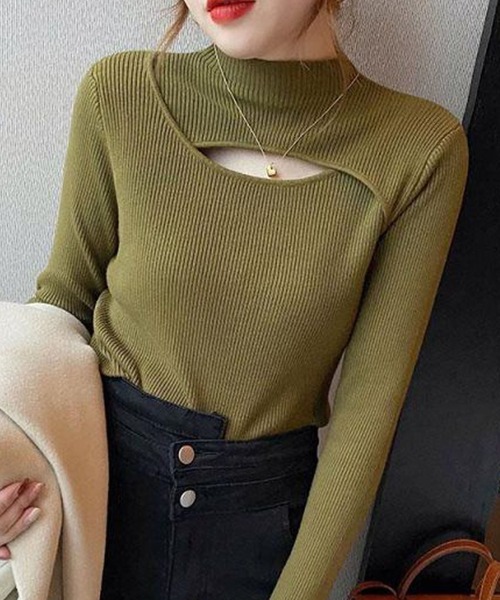 Doula Doula(ドゥーラドゥーラ)の「デコルテオープンスリットリブニット(ニット/セーター・レディース・ブラウン/ホワイト/カーキ/ベージュ/キャメル/ブラック・FREE)」の5枚目の写真