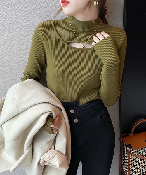 Doula Doula(ドゥーラドゥーラ)の「デコルテオープンスリットリブニット(ニット/セーター・レディース・ブラウン/ホワイト/カーキ/ベージュ/キャメル/ブラック・FREE)」の11枚目の写真