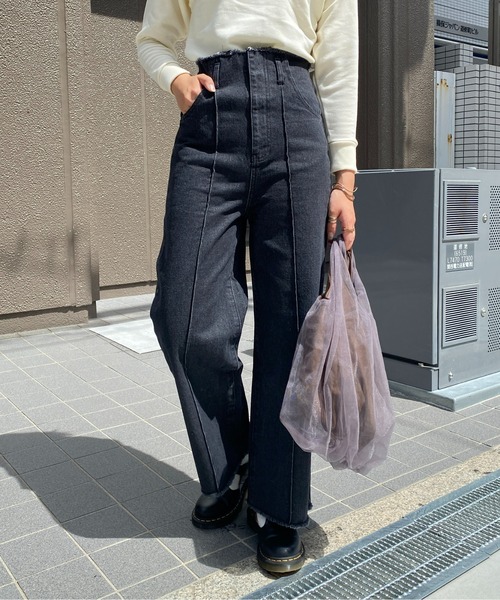 CPCM（シーピーシーエム）の「ピンタック×ハイウエストデニムワイドパンツ（デニムパンツ・レディース・ブラック/インディゴブルー/サックスブルー・FREE）」の4枚目の写真