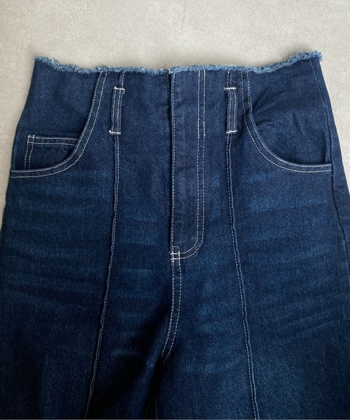 CPCM（シーピーシーエム）の「ピンタック×ハイウエストデニムワイドパンツ（デニムパンツ・レディース・ブラック/インディゴブルー/サックスブルー・FREE）」の18枚目の写真