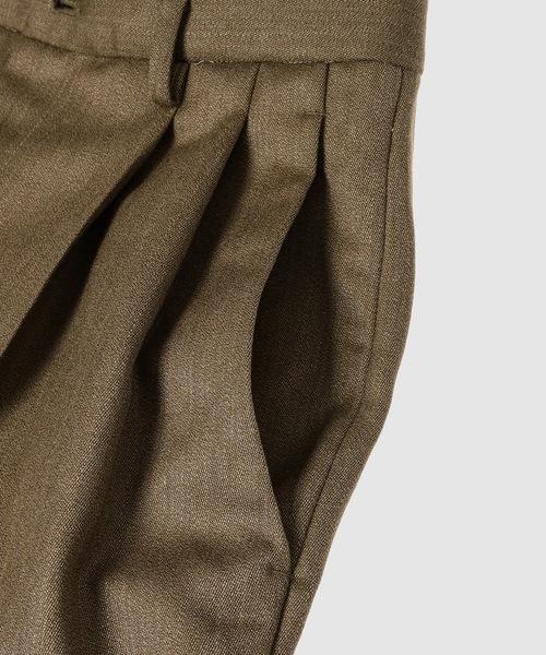 HED MAYNER(ヘドメイナー)の「ELONGATED CUFFED TROUSERS(スラックス・メンズ・オリーブ・S/M)」の4枚目の写真