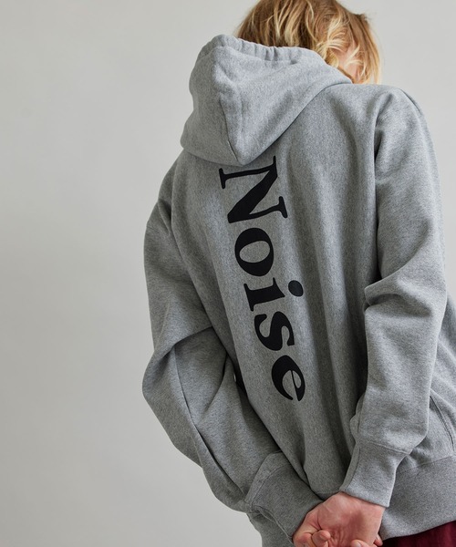 超美品NOISEMAKER＊フーディ、パーカー、サイズＬ NOISEMAKER パーカーL