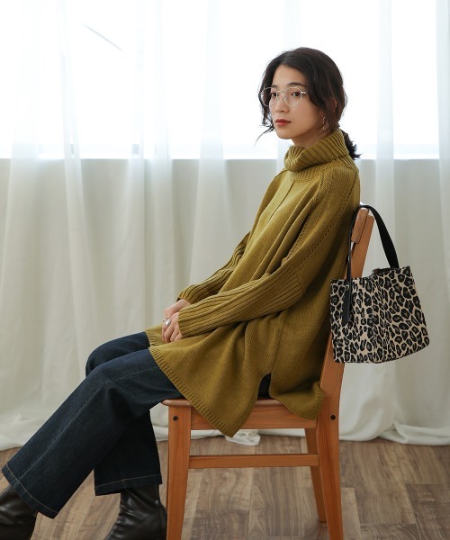 Bou Jeloud（ブージュルード）の「ピンタック入りニット（ニット/セーター・レディース・ブラック/レッド/カーキ/ブルー・FREE）」の16枚目の写真