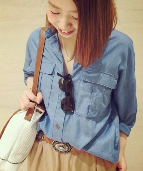 FRAMeWORK(フレームワーク)の「テンセルデニム ムネポケット シャツ。(シャツ/ブラウス・レディース・ネイビー/ブルー系その他/ホワイト・FREE)」の1枚目の写真