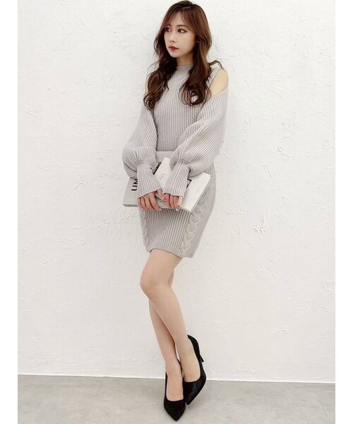 RESEXXY（リゼクシー）の「モノグラムエンボスパンプス（パンプス・レディース・ブラック/イエロー・SMALL/MEDIUM/LARGE）」の13枚目の写真