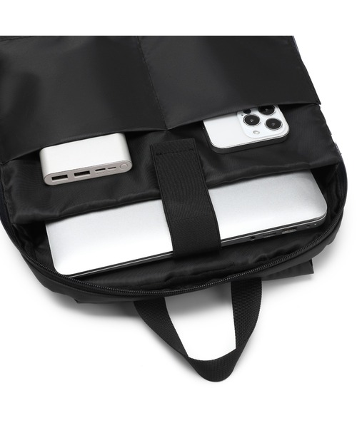 GUSCIO UOMO(グッシオ ウォーモ)の「【グッシオ ウォーモ】PUレザー型押しビジネスリュック ユニセックス 軽量 出張 通勤通学(ビジネスバッグ・レディース・グレー/ブラック/ベージュ/ネイビー・FREE)」の19枚目の写真