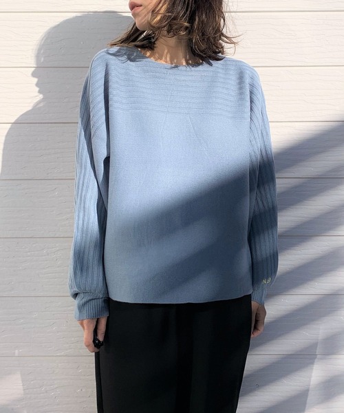 Q(キュー)の「針抜き切替ドルマンニット(ニット/セーター・レディース・ベージュ/アイボリー/ブラック/ライトブルー・MEDIUM)」の10枚目の写真