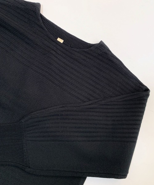 Q(キュー)の「針抜き切替ドルマンニット(ニット/セーター・レディース・ベージュ/アイボリー/ブラック/ライトブルー・MEDIUM)」の18枚目の写真