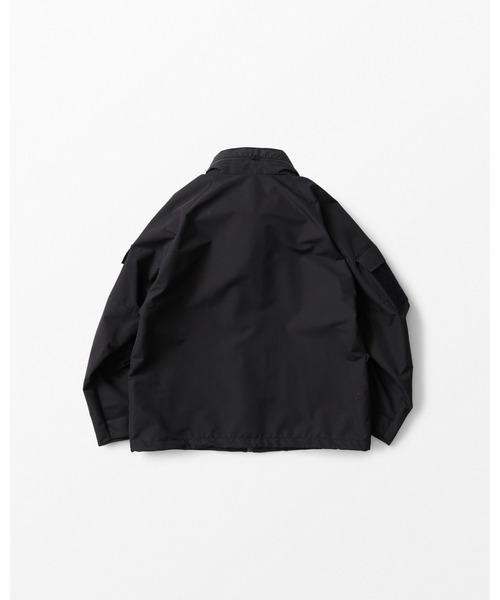 WHIZLIMITED（ウィズリミテッド）の「ARC JACKET（マウンテンパーカー・メンズ・ブラック・LARGE/MEDIUM）」の2枚目の写真