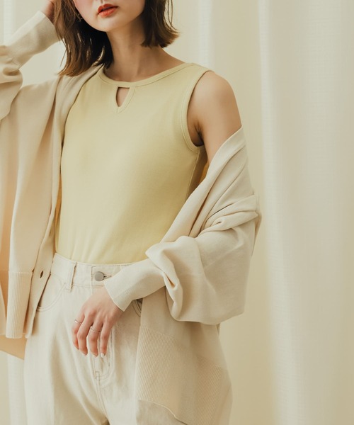 SENSE OF PLACE by URBAN RESEARCH（センスオブプレイスバイアーバンリサーチ）の「2WAYタンクトップ（タンクトップ・レディース・ブラック/ベージュ/パープル/アイボリー・ONE）」の3枚目の写真