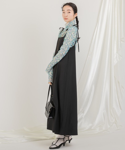Jeudi（ジュディ）の「シアーフラワーモチーフデザイントップス（Tシャツ/カットソー・レディース・グリーン・FREE）」の4枚目の写真