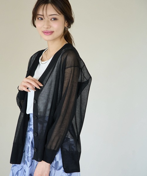 ROPE' PICNIC(ロペピクニック)の「【WEB限定カラー:ブルー】Vネックシアーカーディガン(カーディガン/ボレロ・レディース・ブラック/ベージュ/ターコイズブルー/オレンジ/ブルー/ブルー系その他5・38)」の2枚目の写真