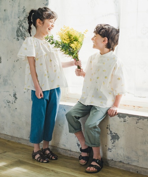 BRANSHES(ブランシェス)の「【ペア/お揃い】ミモザ刺繍チュニック(チュニック・キッズ・オフホワイト/ネイビー・90/100/130/110/120)」の21枚目の写真