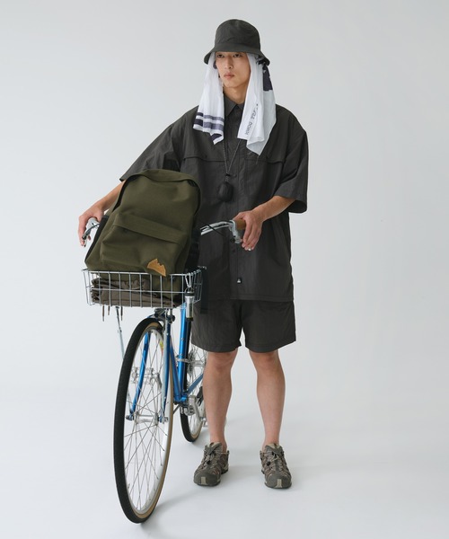 FIRST DOWN(ファーストダウン)の「バケットハット リコンフィー ナイロン タスラン(ハット・メンズ・ウィート/チャコールグレー/ダークグリーン・F)」の5枚目の写真